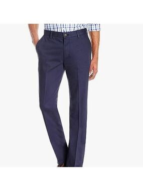 Goodthread Men's Straight-Fit Wrinkle-Free Comfort Chino Pant NWOT Size 33X32